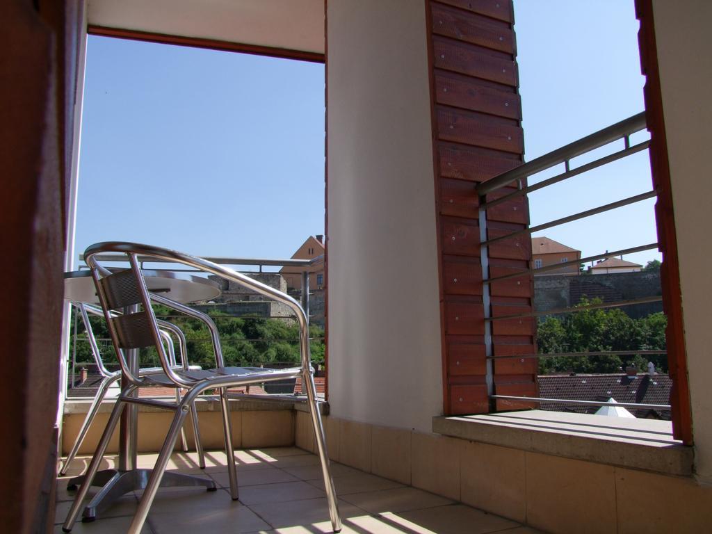 Minaret Apartman Eger Room photo